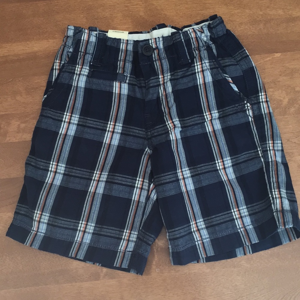 Gap plaid shorts - new with tags